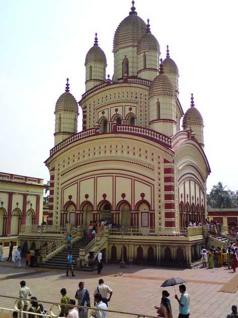 Dakshineswar Kali Temple: a revered seat of Hinduism near Kolkata Kalighat Kali Maa, Dakshineswar Temple, Dakshineswar Kali Temple, Dakshineswar Kali, Indigenous Architecture, Kali Mandir, Kali Temple, Ashoka Pillar, Radha Krishna Temple