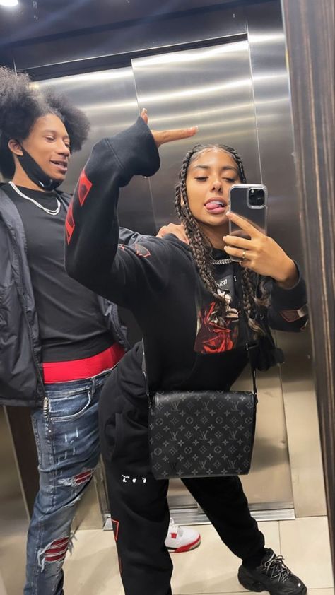 Mya Mills, Black Couple Outfits, Bae Goals, Bonnie N Clyde, Chill Fits, Black Couples Goals, Cute Relationship Goals, Couple Outfits, Cute Friends