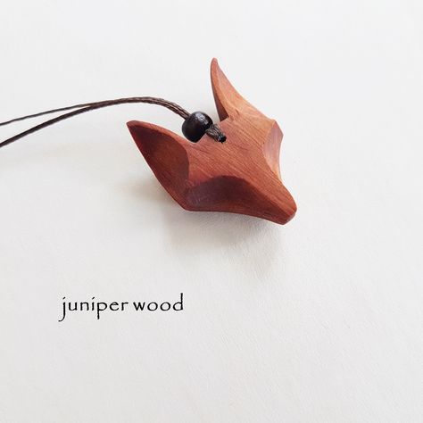 Art Deco Jewelry Necklace, Tool Crafts, Celtic Christmas, Wood Fox, Fox Necklace, Wood Jewelery, Fox Jewelry, Vikings Gifts, Foxes Necklace