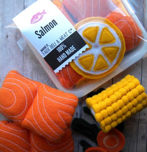 Play Food Diy, Play Felt Food, Kids Play Food, Salmon With Lemon, Food Salmon, Felt Food Patterns, Felt Food Diy, Diy Quiet Books, Felt Play Food