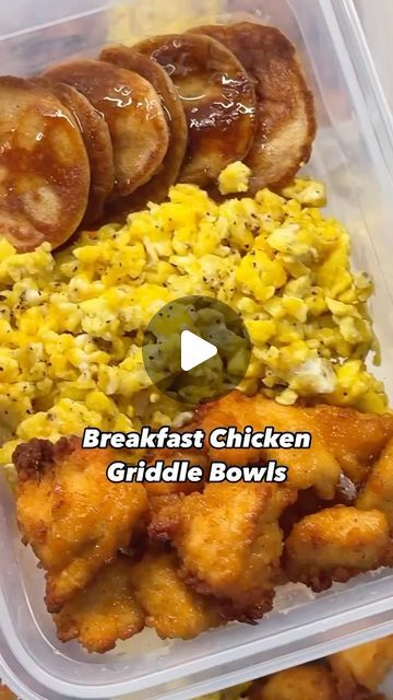 Protein Low Calorie Breakfast, Breaded Chicken Bites, High Protein Low Calorie Breakfast, Lightly Breaded Chicken, Bowl Meal Prep, Breakfast Chicken, Calorie Breakfast, Griddle Cakes, Low Calorie Breakfast