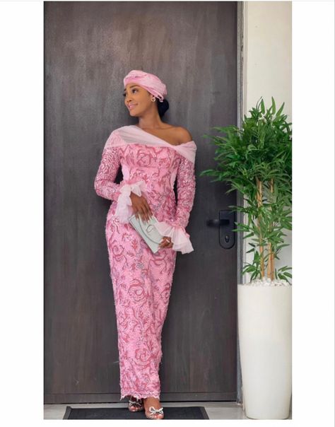 Latest Lace Gown Styles Aso Ebi, Lace Asoebi Styles, Aso Ebi Lace, Aso Ebi Lace Styles, Latest Aso Ebi Styles, Nigerian Lace Styles Dress, Nigerian Lace Styles, Nigerian Fashion, Lace Gown Styles