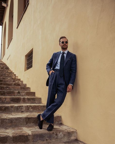 Today on focus: The Navy Blue Linen Suit As seen on @sartorial_finn at Pitti Uomo 104 🇮🇹 For Pitti Uomo, Johan had the idea of wearing a… | Instagram Men’s Summer Linen Suit, Blue Linen Suit Men, Men’s Navy Suit, Italian Suit Style, Navy Blue Suit Outfit, Navy Suit Outfit Men, Mens Wedding Outfits, Italian Suits For Men, Navy Linen Suit