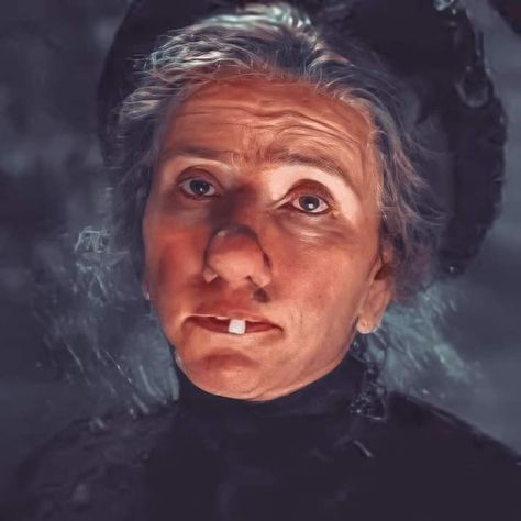 Nanny McPhee Nanny Mcphee Aesthetic, Nanny Interview Questions, Tv Nostalgia, Nanny Mcphee, Movie Moments, Character Makeup, Emma Thompson, Party Halloween, Interview Questions