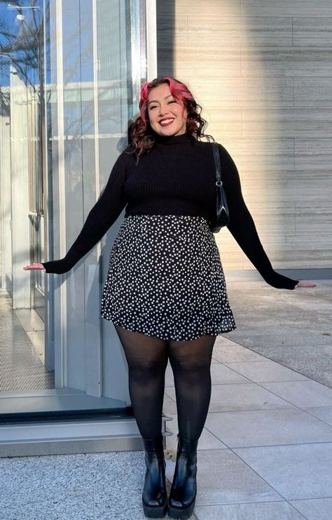 Black Work Outfit Plus Size, Edgy Glam Outfits Plus Size, Leather Mini Skirt Outfit Plus Size, Plus Size Autumn Work Outfits, Plus Size Dark Academia Aesthetic, Matured Look Outfit Plus Size, Curvy Girl Outfits Autumn 2024, Plus Size Alt Work Outfits, Plus Size September Outfits