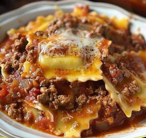 Chef James Martin Recipes | Crockpot ravioli lasagna | Facebook Crockpot Ravioli Lasagna, Crockpot Ravioli, Mini Crockpot Recipes, Jambalaya Pasta, Ravioli Lasagna, Lasagna Ingredients, Cheese Ravioli, Egg Roll Recipes, Slow Cooker Recipes Healthy