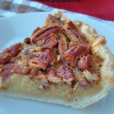 Amish Pecan Pie Recipe, Creamy Pecan Pie Recipe, Creamy Pecan Pie, Butter Cream Pie Recipe, Millionaire Pie, Peanut Butter Cream Pie, Cinnamon Streusel Coffee Cake, Flaky Pie Crust Recipe, Rolls Homemade