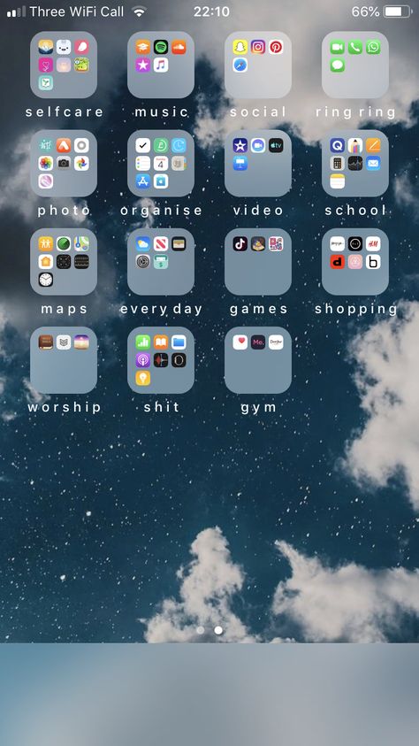 Phone Apps Organize, Aesthetic Phone Organization Iphone, Aesthetic Phone Organization, Apps Ideas, Organize Phone, Organize Phone Apps, Folder Organizer, Phone Setup, Declutter Checklist