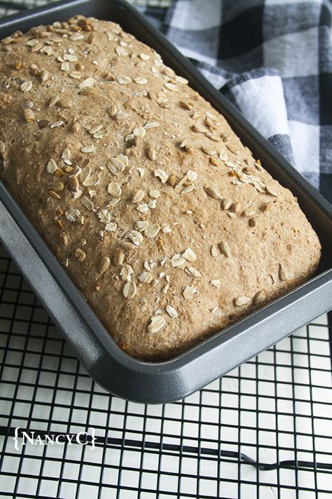 Simple Bread Recipes, Wholemeal Bread Recipe, Homemade Whole Wheat Bread, Cheeseburger Dip, 100 Whole Wheat Bread, Peasant Bread, Simple Bread, Slow Cooker Bread, Wheat Bread Recipe