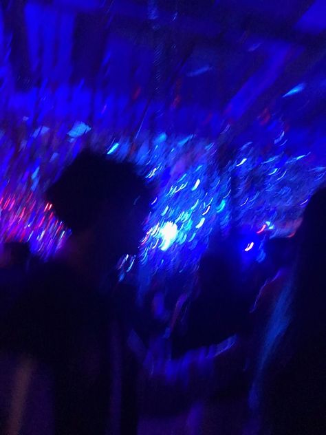 Boy Party Aesthetic, Dark Blue Party Aesthetic, Blue Guy Aesthetic, Blue Club Aesthetic, Party Guy Aesthetic, Party Blue Aesthetic, Party Aesthetic Blue, Flashing Lights Aesthetic, Club Lights Aesthetic