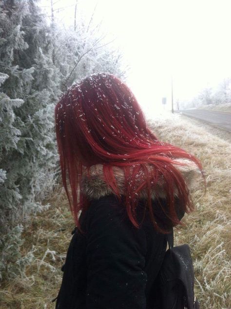 Red Extensions Hair, Gemini Aesthetic, Cute Hairstyle Ideas, Black Brown Hair, Aesthetic Hairstyles, Red Hair Inspo, Bright Red Hair, Dark Red Hair, Cute Hairstyle