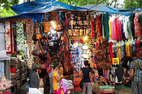 Delhi is a famous place for all types of things whether it is food, shopping, monuments, hang-out spots, or even temples. But Sarojini Nagar market is one of the most visited destinations in the city. People from all over the world or even when they have come to Delhi to explore the city do not leave the city without going to Sarojini Nagar. Delhi Sarojini Market, Sarojini Market, Sarojini Nagar Market, Sarojini Nagar, Streets Photography, City Streets Photography, Mumbai City, City People, Food Shopping