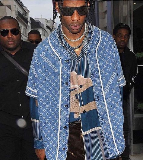 @travisscott in the @supremenewyork x @louisvuitton collab. Owl Pharaoh, Travis Scott Style, Travis Scott Outfits, Days Before Rodeo, Travis Scott Fashion, Louis Vuitton Shirts, Mode Hip Hop, Travis Scott Cactus Jack, Hypebeast Style