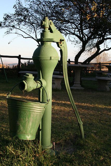 Old Well.   Memories of Childhood! David Oakes, Old Water Pumps, Hand Water Pump, Garden Antiques, Old Well, Vintage Technology, Watering Cans, Water Bucket, Pump It Up