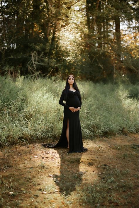 Maternity photoshoot in central Washington wearing a long black dress Halloween Maternity Photoshoot, Halloween Maternity, Fall Pregnancy, Pregnant Halloween, Fall Maternity, With Mom, Maternity Photoshoot, Maternity Shoot, Pregnancy Shoot