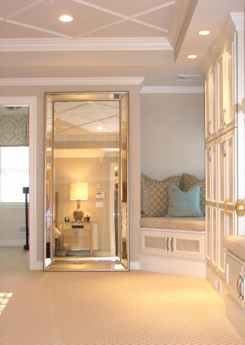 a nice floor length mirror to check out the outfits! Traditional Bedroom Design, Floor Length Mirror, Traditional Bedroom, Bedroom Mirror, Decoration Inspiration, Living Room Flooring, Ideas Pictures, Aesthetic Bedroom, Home Decor Mirrors