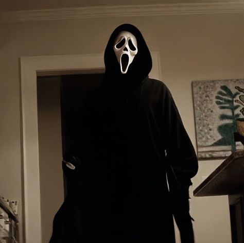 Scream 5 Ghostface, Ghostface Funny, Ghostface Wallpaper, Ghostface Costume, Scream 5, Scream 1, Scream Ghostface, Scream Franchise, Ghostface Scream