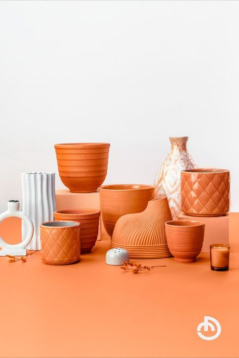 Meet Apricot Crush- the color of the year 2023/24 🧡 Apricot Crush is a vibrant color that encapsulates the beauty of nature by bringing notes from the clouds at sunset. The color is a cheerful, pick-me-up color that makes people face the future with hope and positivity. #Apricotcrush #pantone #supplychain #pottery #vase Apricot Crush, Clouds At Sunset, Color Of The Year 2024, Fiber Sculpture, Latest Interior Design Trends, Pantone Color Of The Year, Mood Colors, Color Rush, New Year Decor