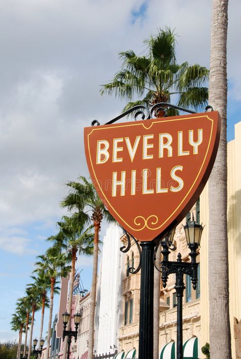 Beverly Hills Sign, Los Angeles Wallpaper, Los Angeles Aesthetic, Bank Of America Stadium, California Vibe, Soldier Field, Picture Collage Wall, City Of Angels, California Dreamin'