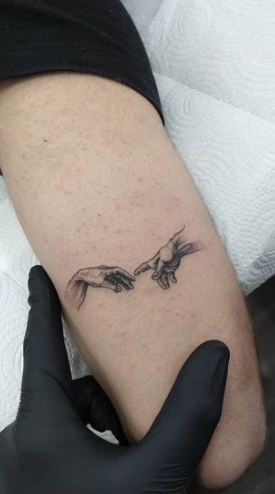 Small Tattoos For Boys, Meaningful Tattoos For Men, Tattoos Masculinas, Rib Tattoos For Guys, Small Tattoos For Men, Unique Tattoos For Men, Tatuagem Masculina Pequena, Tato Minimal, Unique Small Tattoo