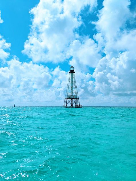 Florida Keys Road Trip, Islamorada Florida, Florida Adventures, Southern States, Best Snorkeling, Key West Florida, Historic Preservation, Light House, Private Island