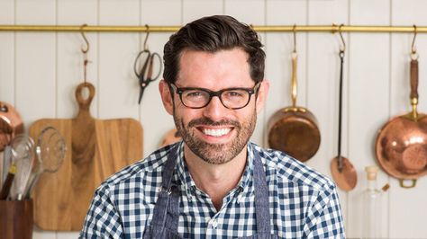 This Is Why Preppy Kitchen's John Kanell Thinks Cooking Should Feel Simple – Exclusive Interview — Tasting Table Gingerbread Granola Recipe, Classic Snowball Cookies, John Kanell, New Years Eve Drinks, Gingerbread Granola, Mince Pie Recipe, Best Sparkling Wine, Christmas Pudding Recipes, Gingerbread House Recipe