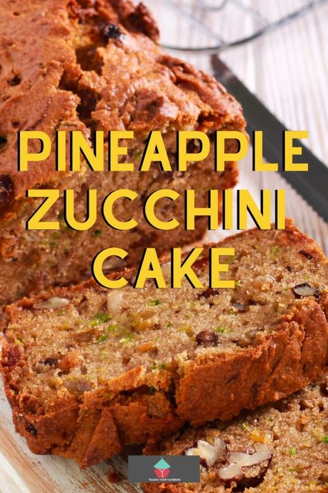 Zucchini Pineapple Bread, Zucchini Pineapple, Pumpkin Zucchini Bread, Zucchini Cakes Recipe, Zucchini Recipes Dessert, Best Zucchini Bread, Pineapple Bread, Soft Cake, Chocolate Zucchini Bread