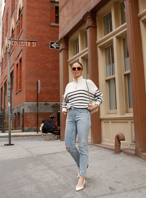 White Flats Outfit, Pointed Flats Outfit, Flats Outfit Work, Minimalist Fashion Winter, Flat Shoes Outfit, Rome Outfits, Striped Sweater Outfit, Brooklyn Blonde, White Sweater Outfit