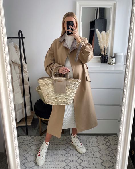 Wicker Bag Outfit, Beige Basket Straw Bag, Beige Straw Crochet Basket Bag, Jacquemus Straw Bag Outfit, Beige Converse Outfit, Jacquemus Basket Bag, Jacquemus Straw Bag, Beige Basket-shaped Straw Bag, Cdg Converse Outfit