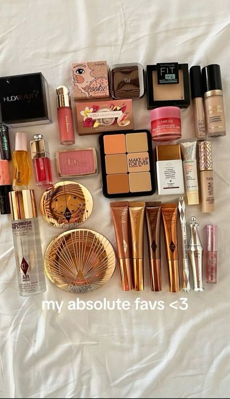 Makeup Recommendations, Simple Makeup Tips, Makeup Bag Essentials, Makeup Is Life, Makeup Needs, Makeup To Buy, Skin Care Makeup, Make Up Inspo, Makeup Obsession