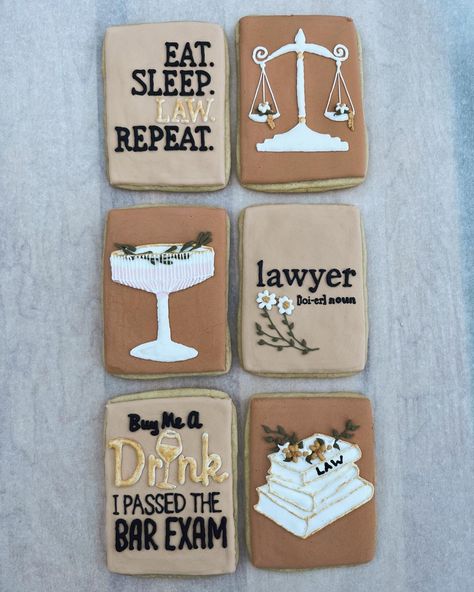 Passed The Bar Exam Cake, Law School Cookies Decorated, Pass The Bar Exam Party, Law School Graduation Party Ideas Lawyer, Lawyer Cookies Decorated, Call To The Bar Lawyer Party, Passed The Bar Exam Party, Passing The Bar Exam Party, Law School Cookies