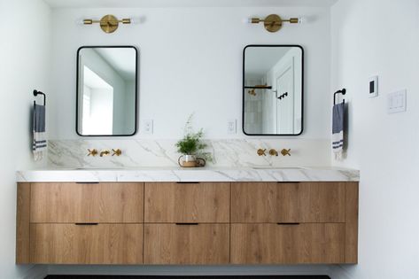 9 Wood Bathroom Vanities to Warm Up Your Space - SemiStories Natural Wood Vanity Bathroom, Geometric Tile Floor, Wood Double Vanity, Bathroom 2022, Black Subway Tiles, Classic Cabinets, Wood Bathroom Vanity, Texas Ranch, Rustic Room