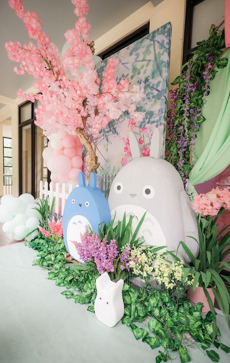 My Neighbor Totoro Party Ideas, Totoro Wedding Theme, Gibli Studio Party, Ponyo Themed Birthday Party, My Neighbor Totoro Birthday Party, Totoro Themed Birthday Party, Totoro Birthday Party Decoration, Ghibli Party Ideas, Totoro Baby Shower Ideas