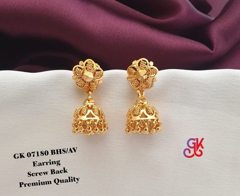 Daily Ware Gold Earrings Indian, 3 Grams Gold Earrings Indian, 2 Grams Gold Earrings Designs, Ear Rings Gold, Chain Necklace Outfit, Bride Sneakers, Fashion Jewelry Necklaces Gold, Gold Jewelry Prom, Jewelry Necklace Simple