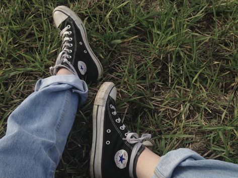 All Star Aesthetic, Star Aesthetic, Black Converse, Chuck Taylor All Star, Converse Shoes, Chuck Taylor, All Star, We Heart It, Converse