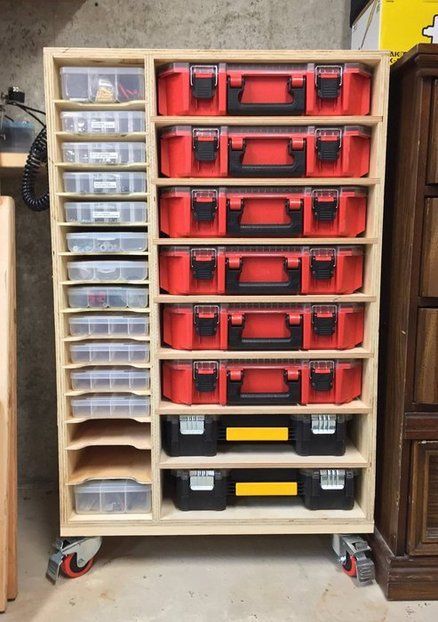 Organizer Box Cabinet Arbejdsplads Garage, Box Cabinet, Garage Storage Solutions, Garage Tool Storage, Car Workshop, Diy Garage Storage, Garage Storage Organization, Workshop Organization, Garage Tools