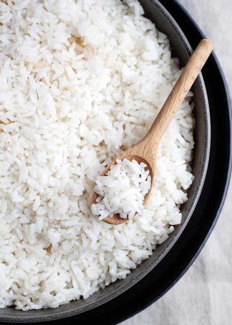 How to Cook Rice on the Stove Make White Rice, Rice In A Rice Cooker, White Rice Recipes, Rice On The Stove, Chicken Broccoli Rice Casserole, Chicken Broccoli Rice, Cooking Basmati Rice, Broccoli Rice Casserole, Dry Rice