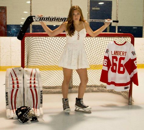 Ice Hockey Goalie Grad Picture Goalie Senior Pictures Hockey, Hockey Goalie Picture Ideas, Hockey Goalie Senior Pictures, Hockey Grad Pictures, Senior Picture Ideas Hockey, Goalie Photoshoot, Hockey Goalie Aesthetic, Hockey Senior Pictures, Ice Hockey Goalie