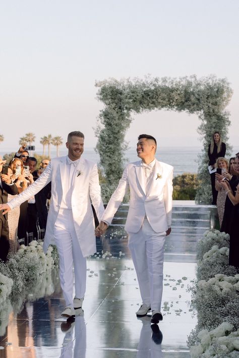 Scott Hoying on Twitter: "Introducing Mr. & Mr. Scott & Mark Hoying 💍 https://t.co/6PvrK5hmSs" / Twitter Scott Hoying, White Dress Shoes, Celebrity Wedding, Pentatonix, Lead Singer, Wedding Themes, Santa Barbara, Celebrity Weddings, Dress Shoes