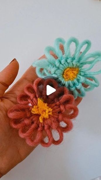 DIY'S • Fiber Arts • Content Creator on Instagram: "Macrame Flowers vertically made!  Great as an addition to your wall hangings or woven projects ◇  Thanks for watching💖  #macrametutorial #macrameflower #macramewalldecor #macramewallhanging #macramegarland #modernmacrame #macramecommunity #macramemaker #woventapestry #wovenflowers #μακραμε #μακραμέ #ελλαδα #χειροποιητο #κεντημα #χειροποίητα #punchneedleforbeginners" Macrame With Wool Yarns, Wool Wreath, Macrame Flowers, Macrame Wall Decor, Macrame Patterns Tutorials, Macrame Tutorial, Macrame Patterns, Fiber Arts, Thanks For Watching