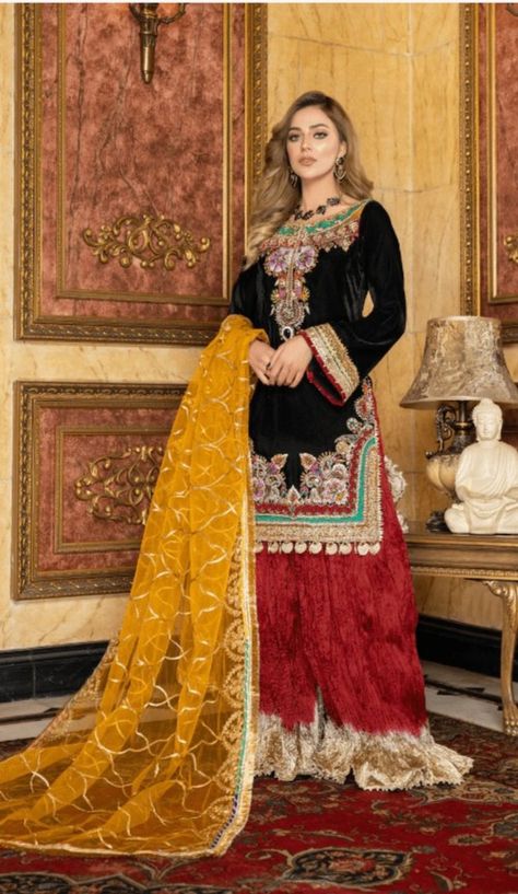 Velvet Sharara Suit, Velvet Sharara, Embroidered Trousers, Velvet Dupatta, Orange Lehenga, Designer Party Dresses, Velvet Sleeve, Sharara Suit, Net Lehenga