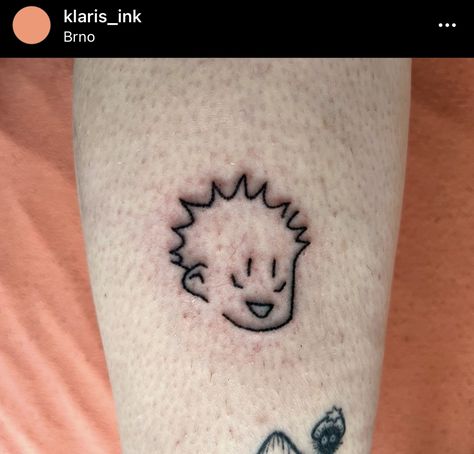 jujutsu kaisen tattoo of itadori manga Yuji Itadori Tattoo, Jujutsu Kaisen Tattoo Ideas, Jjk Tattoo Ideas, Jujutsu Kaisen Tattoo, Fandom Tattoos, Spongebob Pics, Handpoke Tattoo, Jujitsu Kaisen, Subtle Tattoos