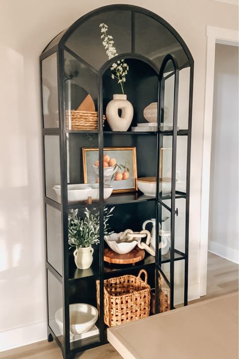 Black Glass Cabinet Styling, Ventana Cabinet, Glass Display Cabinet Ideas, China Display Ideas, Glass Cabinets Display Living Room, Glass Shelf Decor, Modern China Cabinet Display, Living Room Glass Cabinet, Glass Cabinet Decor