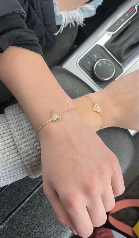 Kendra Scott matching bracelets Best Friend Jewelry Aesthetic, Bsf Matching Jewelry, Best Friend Jewelry For 2 Bracelets, Kendra Scott Friendship Bracelet, Bsf Matching Bracelets, Bff Jewelry For 2 Best Friend Bracelets, Bsf Bracelets, Matching Bestie Bracelets, Matching Bracelets For Best Friends