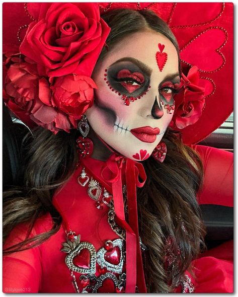 Dia De Los Muertos Face Paint Ideas, Dia De Los Muertos Makeup Ideas, Dia Los Muertos Makeup, Candy Skull Makeup, Mexican Makeup, Catrina Costume, Catrina Makeup, Muertos Makeup, Halloween Makeup Sugar Skull