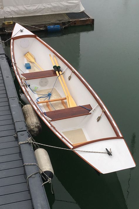 Diy Row Boat, Boat Design Plans, Fantasy Anatomy, Wooden Row Boat, Fly Fishing Boats, Wood Boat Building, Simple Boat, Wood Boat Plans, Plywood Boat