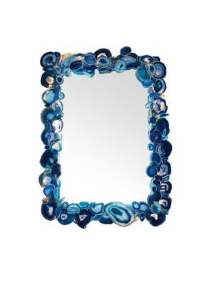 Coastal Retreat: Marjorie Skouras Design Ionian mirror with layered, blue agate slices. Agate Crafts, Dennis Miller, Agate Art, Stone Mirror, Blue Agate Stone, Agate Slices, Luxury Mirror, Stone Bathroom, Acrylic Frame