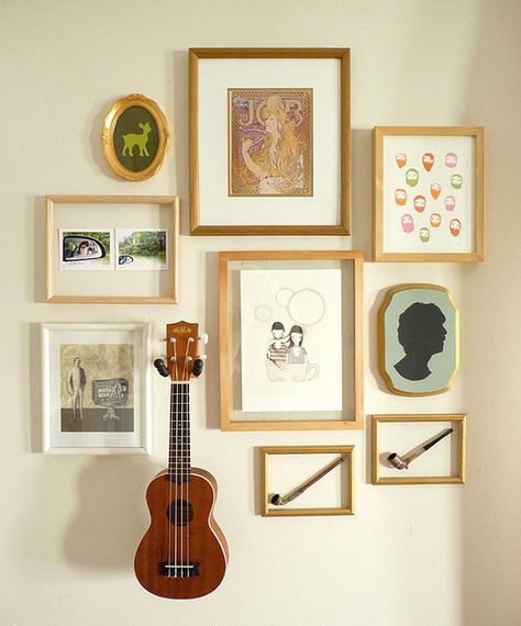 Hanging Guitars, Guitar Display, Music Corner, Piano Room, Guitar Wall, Music Wall, Wall Gallery, My New Room, New Room