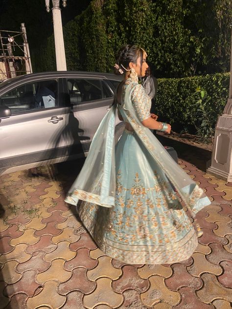 Lehenga Light Blue, Sky Blue Lengha, Light Blue Lengha, Lehenga Aesthetic, Light Blue Lehenga, Desi Bridesmaids, Blue Lengha, Master Vision, Asian Attire