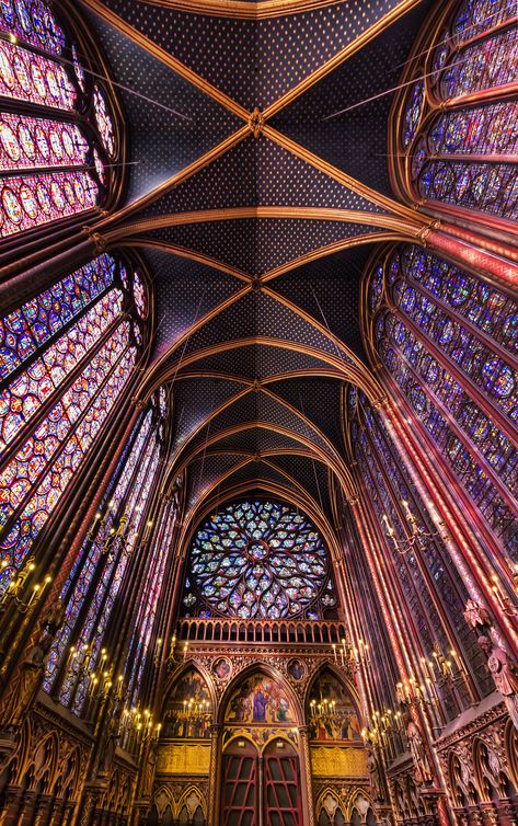 Sainte Chapelle Paris, Stained Glass Church, Medieval Gothic, Stained Glass Angel, Parisian Life, Religious Architecture, Cathedral Church, Gothic Architecture, Place Of Worship